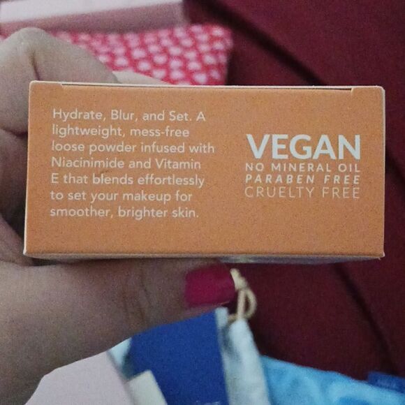 Beauty For Real Hydra-Set Translucent Finishing Powder - Picture 4 of 4